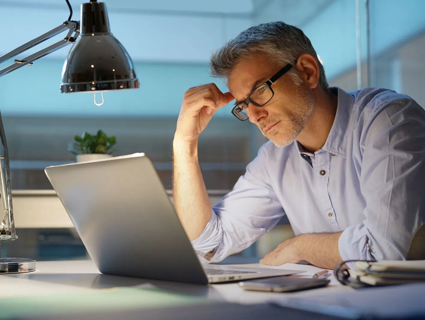 ponderous man with laptop